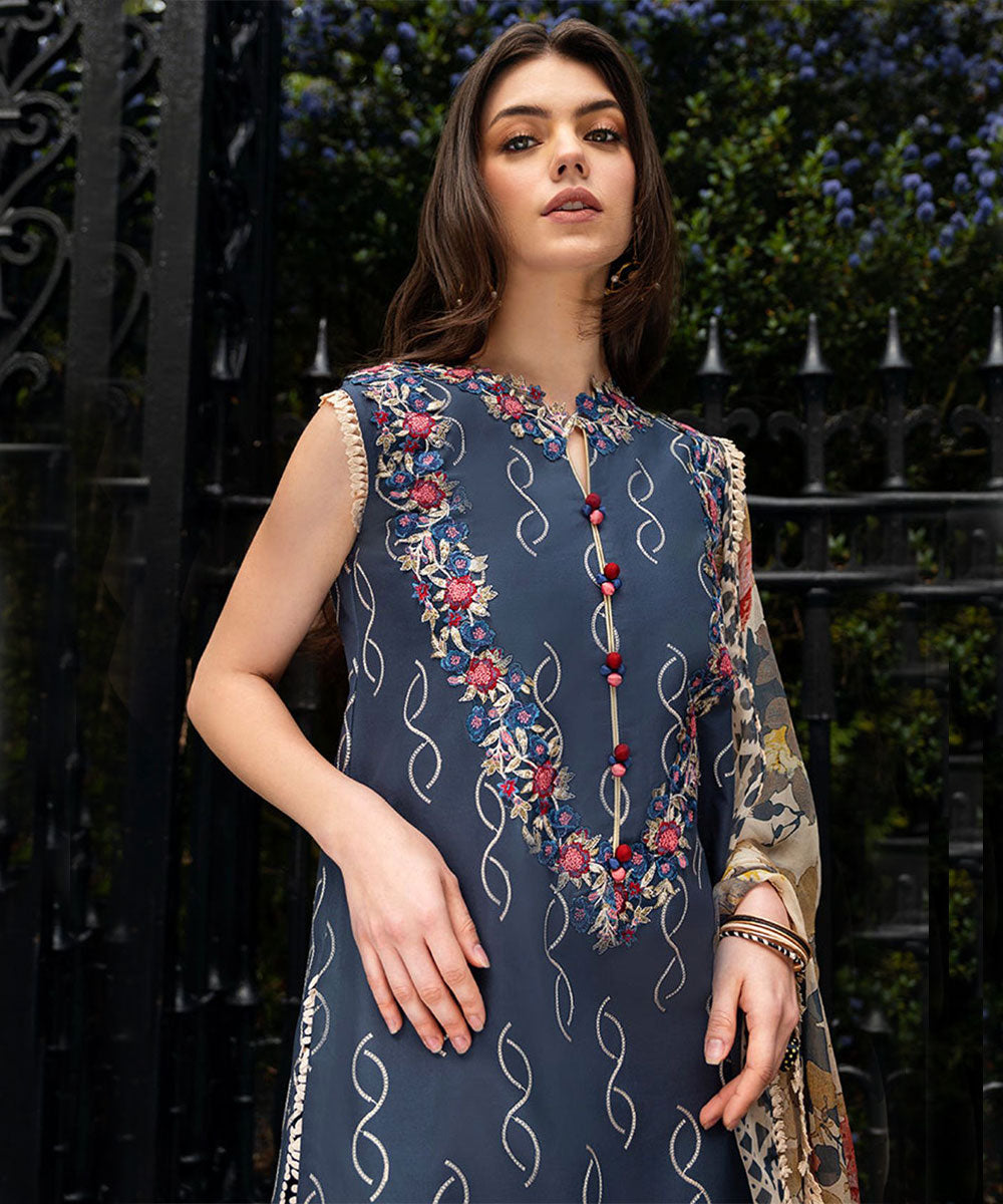 MUSHQ LAWN 3PC EMBROIDERED WITH PRINTED DUPATTA-546