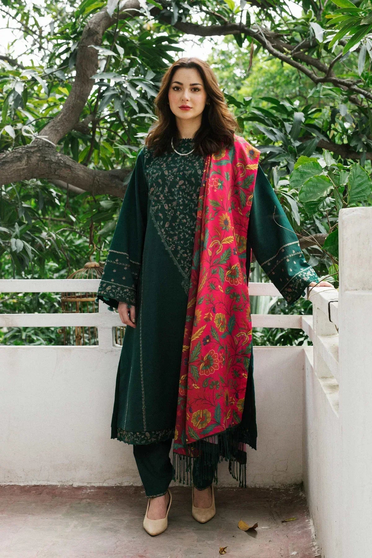 ZARA SHAHJAHAN 3PC Dhanak Embroidered Shirt With Digital Printed Shawl-204