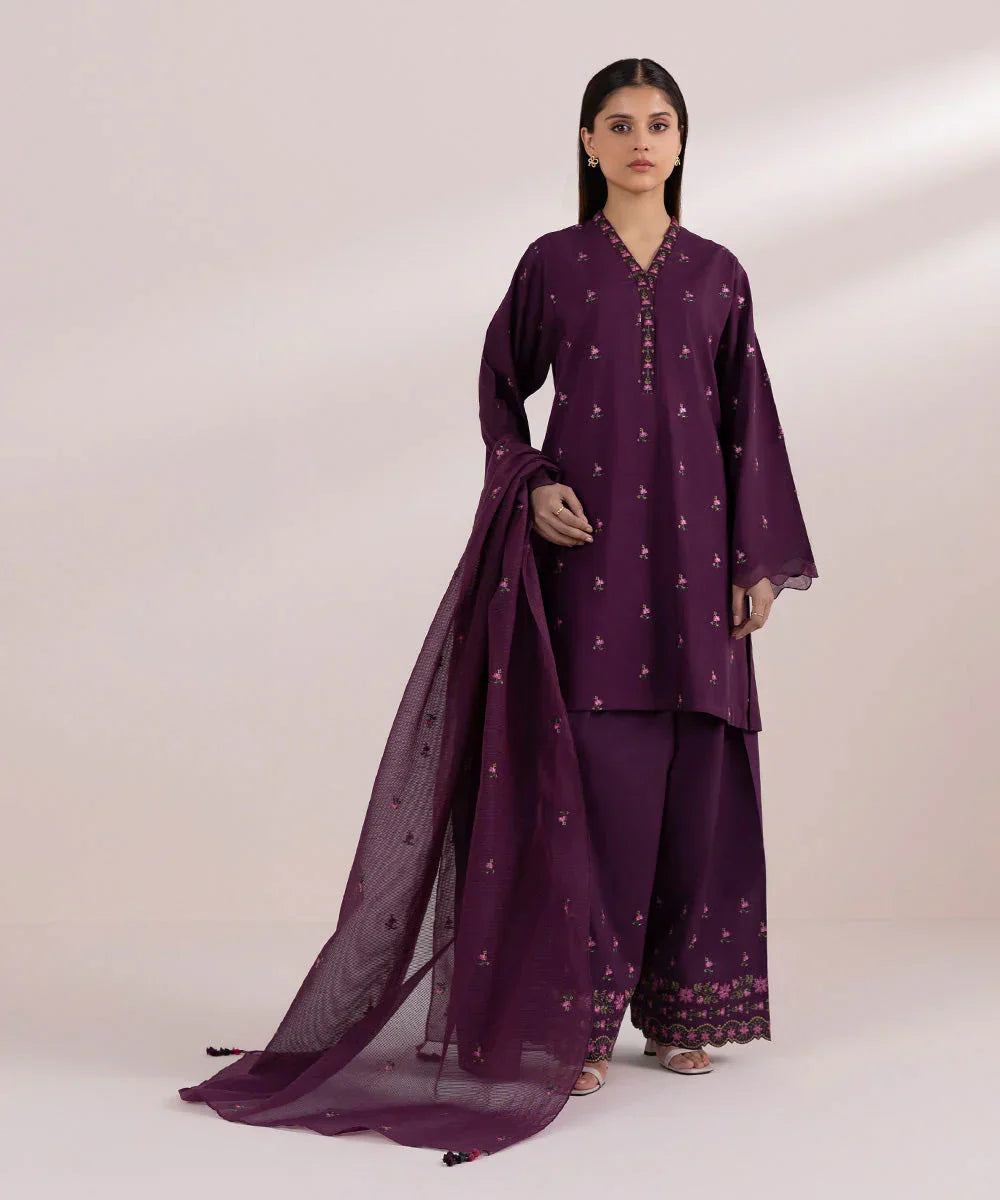 Sapphire Dhanak 3PC Embroidered With Dhanak Embroidered Dupatta-554